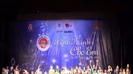 Xúc động với đêm nhạc của các nghệ sỹ khuyết tật 