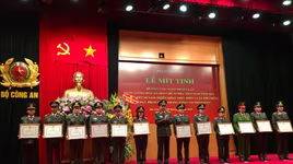 Bộ Công an mít tinh hưởng ứng Ngày Pháp luật Việt Nam 2018