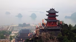 Cơm chay miễn phí trong suốt thời gian diễn ra Đại lễ Vesak 2019 tại chùa Tam Chúc, Hà Nam