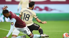 Quả 11m của M.U trước Aston Villa là một sai lầm tồi tệ