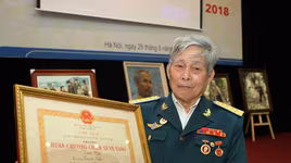 Bảo tàng Hồ Chí Minh tiếp nhận nhiều kỷ vật thiêng liêng về Bác