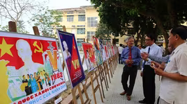 Phát động sáng tác tranh cổ động nhân kỷ niệm Ngày sinh Chủ tịch Hồ Chí Minh