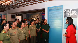 300 hiện vật giới thiệu về "Phụ nữ Việt Nam trong sự nghiệp giải phóng dân tộc và bảo vệ Tổ quốc"