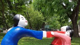 Thẩm mỹ đô thị: Bao giờ mới bớt xanh đỏ tím vàng?