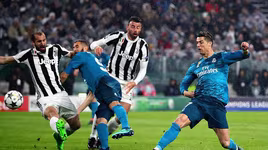 "Nghiền nát" Juventus, Real Madrid đặt một chân vào bán kết