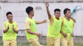 Vòng 1/16: Các đội "cửa dưới" gây sốc