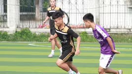 Cách tuyển quân đặc biệt của đội bóng top 4 mùa giải 2017