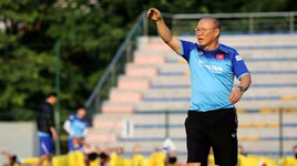 HLV Park Hang-seo gánh nhiệm vụ thắng Malaysia cùng ĐT Việt Nam