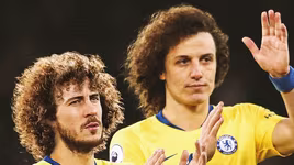 [ẢNH] Hài hước hình ảnh đồng đội "cấy" mái tóc xù của David Luiz