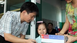 Trung thu ấm tình người tại Bệnh viện Nhi Trung ương