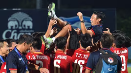 Khoảnh khắc vỡ òa khi U15 Việt Nam hạ Thái Lan để đăng quang Đông Nam Á