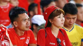 58 năm rồi, người hâm mộ bóng đá Việt Nam còn phải chờ bao lâu nữa?