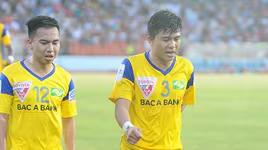 Mạnh Hùng dẫn đầu danh sách... "đốt lưới nhà" tại V-League 2017