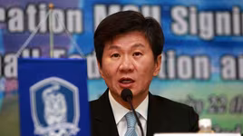 Chủ tịch KFA: "Chúng tôi mong bóng đá Việt Nam vươn khỏi tầm châu Á"