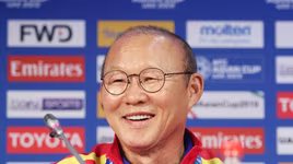 HLV Park Hang-seo thấy 'có gì đó sai sai' khi nhận lời dự King's Cup