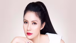 Việt Trinh trải lòng về chuyện ly hôn và làm mẹ đơn thân