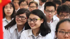 Tuyển sinh vào 10 Hà Nội: Sốt sắng học thêm vì môn thi thứ tư