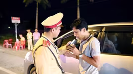 Thủ tướng: Tuyệt đối không được can thiệp vào việc xử phạt vi phạm nồng độ cồn