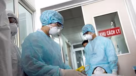 Công bố 11 ca nhiễm Covid-19, 4 người bị lây từ quán bar ở TP.HCM