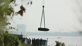 Hà Nội: Trục vớt thành công quả bom dưới chân cầu Long Biên