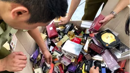 Phát hiện 2 container sản phẩm L’Oreal giả "đội lốt" hàng xách tay