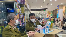 Phát hiện hàng loạt cơ sở găm hàng, tăng giá bất hợp lý khẩu trang y tế