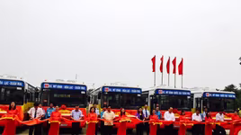 Mở hai tuyến xe buýt nối trung tâm Hà Nội với huyện Chương Mỹ