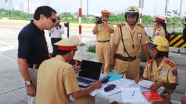 Đề xuất chế tài tước bằng lái xe vĩnh viễn với vi phạm giao thông đặc biệt nguy hiểm