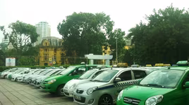 Taxi truyền thống muốn được hoạt động như xe công nghệ