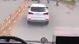 Xử lý nghiêm lái xe ô tô cản trở xe cứu hỏa để đảm bảo tính răn đe