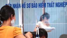 Nghỉ việc do dịch Covid-19, người lao động muốn nhận bảo hiểm thất nghiệp nhanh nhất phải làm gì?