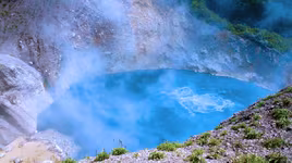 Bí ẩn về hồ nước sôi quanh năm trên quốc đảo Dominica