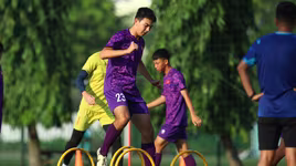 Cầu thủ Việt kiều không thể trụ lại U17 Việt Nam