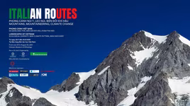 Giữa mùa hè oi bức, mát mắt ngắm nhìn các khối băng khổng lồ 