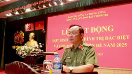 Phát động đợt sinh hoạt chính trị hướng tới kỷ niệm 80 năm Ngày truyền thống CAND