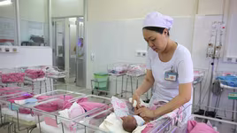 Bộ Y tế đề xuất bỏ quy định mỗi cặp vợ chồng chỉ sinh 1-2 con