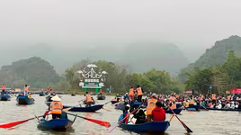 Thủ tướng yêu cầu cán bộ tuyệt đối không đi lễ hội trong giờ hành chính