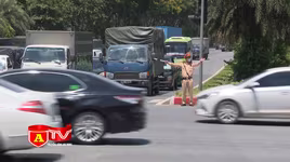 CSGT Hà Nội căng mình làm nhiệm vụ trong điều kiện thời tiết khắc nghiệt