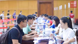 Học phí đại học có thể tăng trên 10%