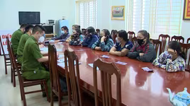 Xử phạt hành chính 10 'cò vé' bán giấy mời khai mạc SEA Games 31