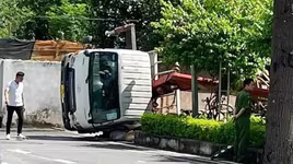 Lật xe cần cẩu, 1 người tử vong