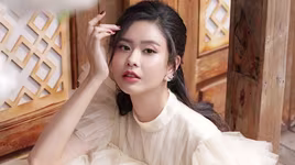 "Hậu" ly hôn, Trương Quỳnh Anh tái xuất phim ảnh