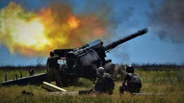 [ẢNH] Ukraine dùng siêu pháo Liên Xô để dội bão lửa vào dân quân miền Đông