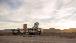 Thủy quân Lục chiến Mỹ diễn tập chống hệ thống S‑300 và HQ‑9 tại Nevada