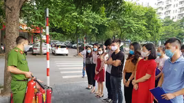 Lực lượng Cảnh sát phòng cháy hướng dẫn cách chữa cháy, cứu người an toàn