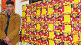 Bắt quả tang đối tượng đang vận chuyển hơn 110kg pháo 