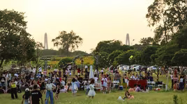 Xử phạt chủ cơ sở bãi đá sông Hồng về việc tập trung đông người vi phạm quy định phòng chống dịch