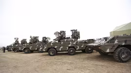 [ẢNH] Cựu Tổng tham mưu trưởng quân đội Armenia tố cáo bị ép mua vũ khí Nga