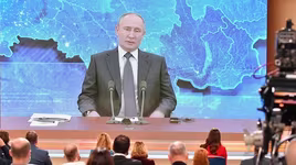 [ẢNH] 5 câu hỏi nổi bật dành cho Tổng thống Putin trong cuộc họp báo cuối năm