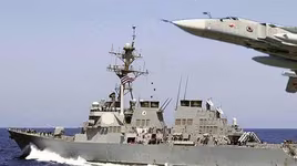 [ẢNH] Vì sao tấn công điện tử khu trục hạm Mỹ là ý tưởng tồi?